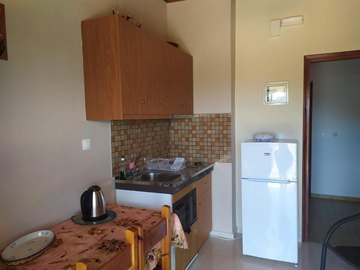Toulatos Pantelis Apartment Poulata Bagian luar foto