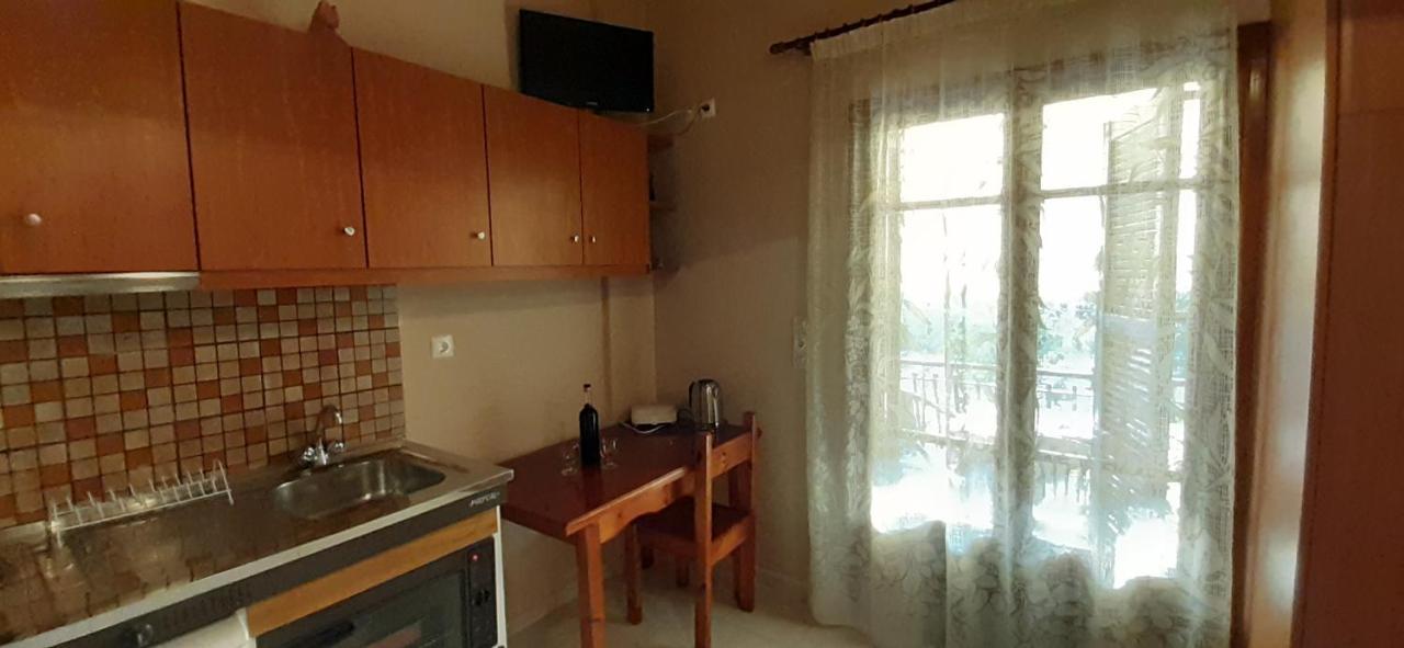 Toulatos Pantelis Apartment Poulata Bagian luar foto