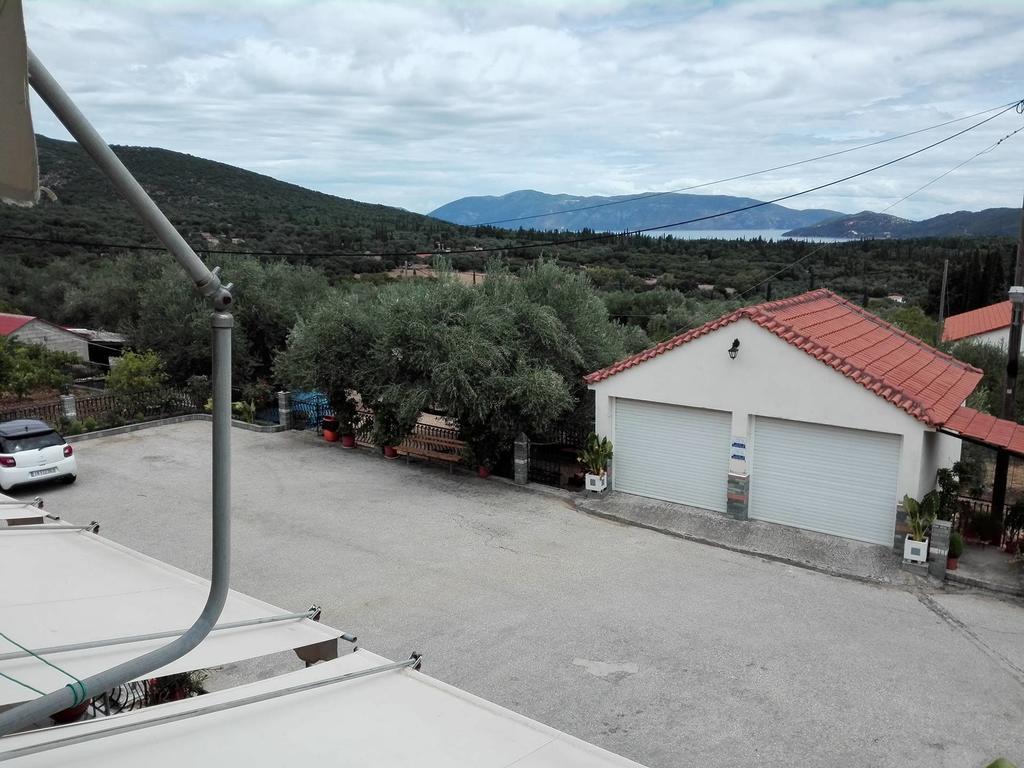 Toulatos Pantelis Apartment Poulata Bagian luar foto