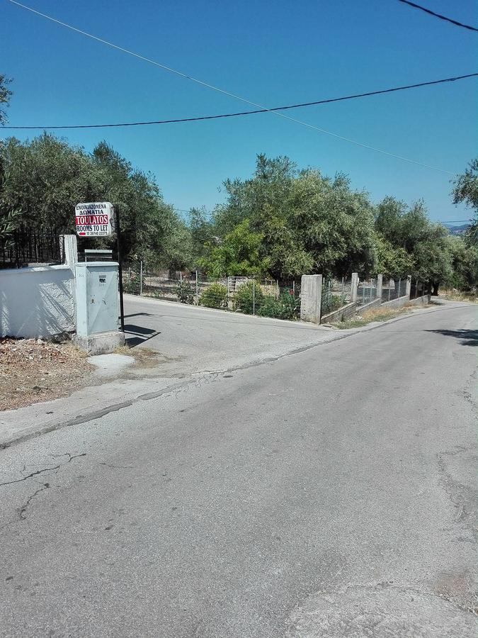 Toulatos Pantelis Apartment Poulata Bagian luar foto