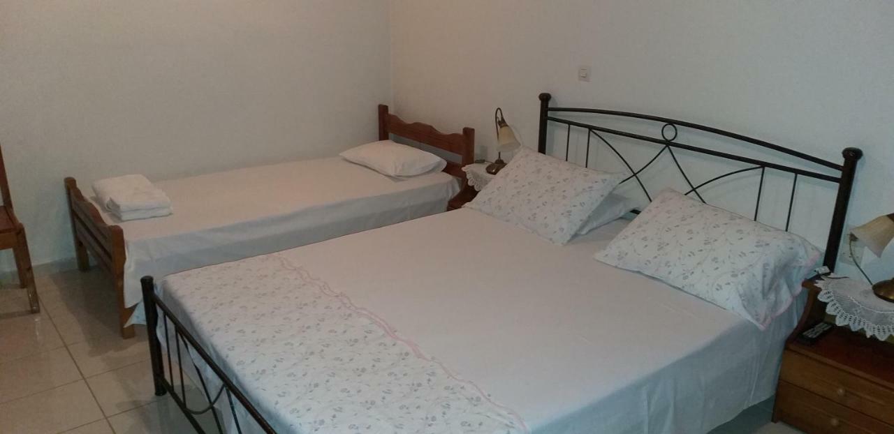 Toulatos Pantelis Apartment Poulata Bagian luar foto
