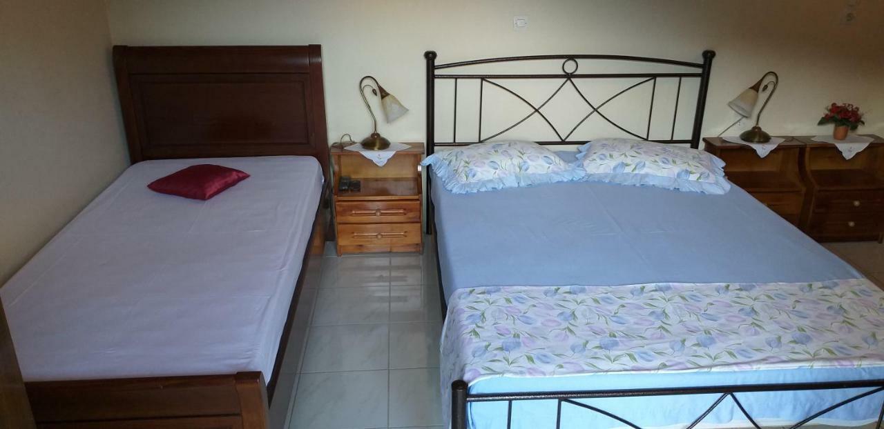 Toulatos Pantelis Apartment Poulata Bagian luar foto